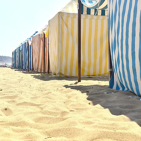 Capela's Πανσιόν *